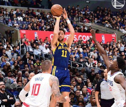 PP电子模拟器官网-维金斯替补汤普森爆发 勇士迈出改变的第一步